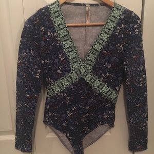 Long Sleeve V-Neck Bodysuit